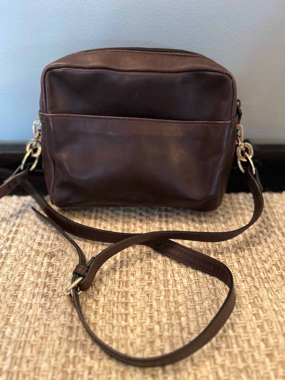 Vintage Leather Co By Liz Claiborne Brown Leather Cross Body Adjustable Strap - Picture 2 of 15